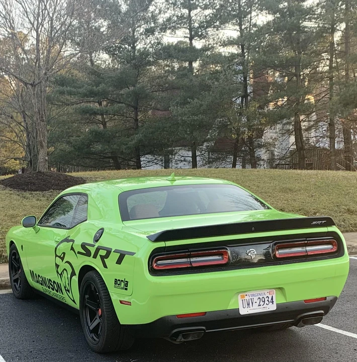 2015 Dodge Challenger SRT Hellcat 3rd Gen - Image 15 of 31
