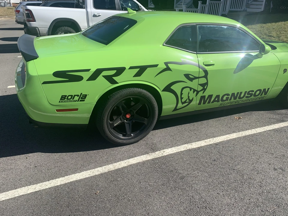 2015 Dodge Challenger SRT Hellcat 3rd Gen - Image 17 of 31