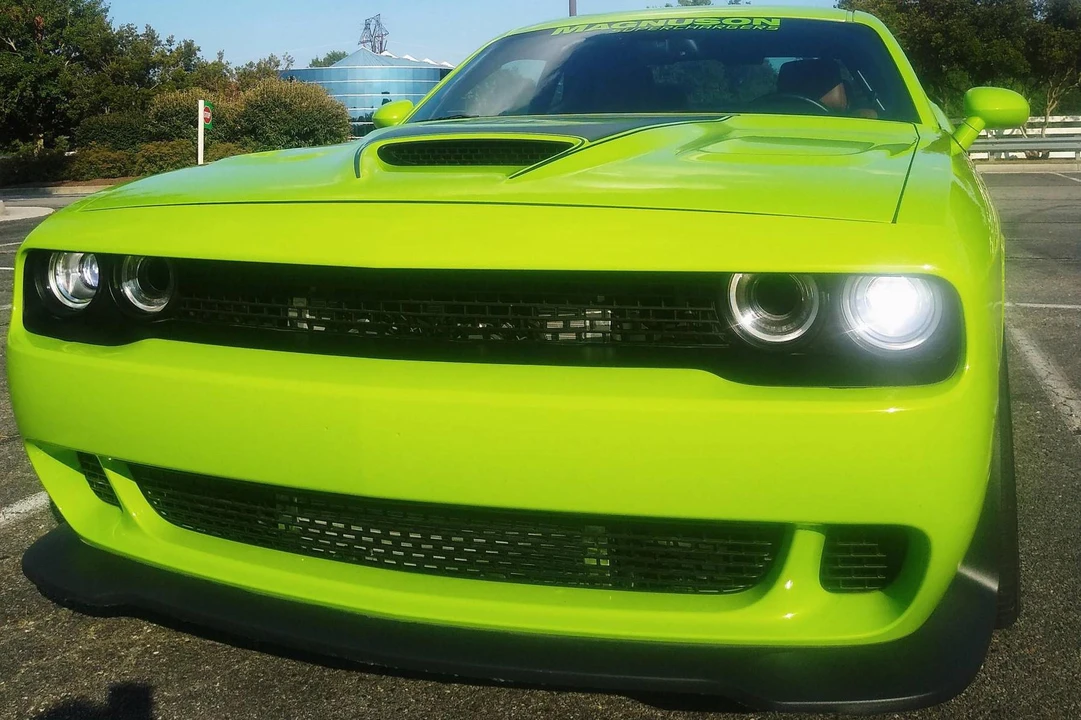 2015 Dodge Challenger SRT Hellcat 3rd Gen - Image 6 of 31