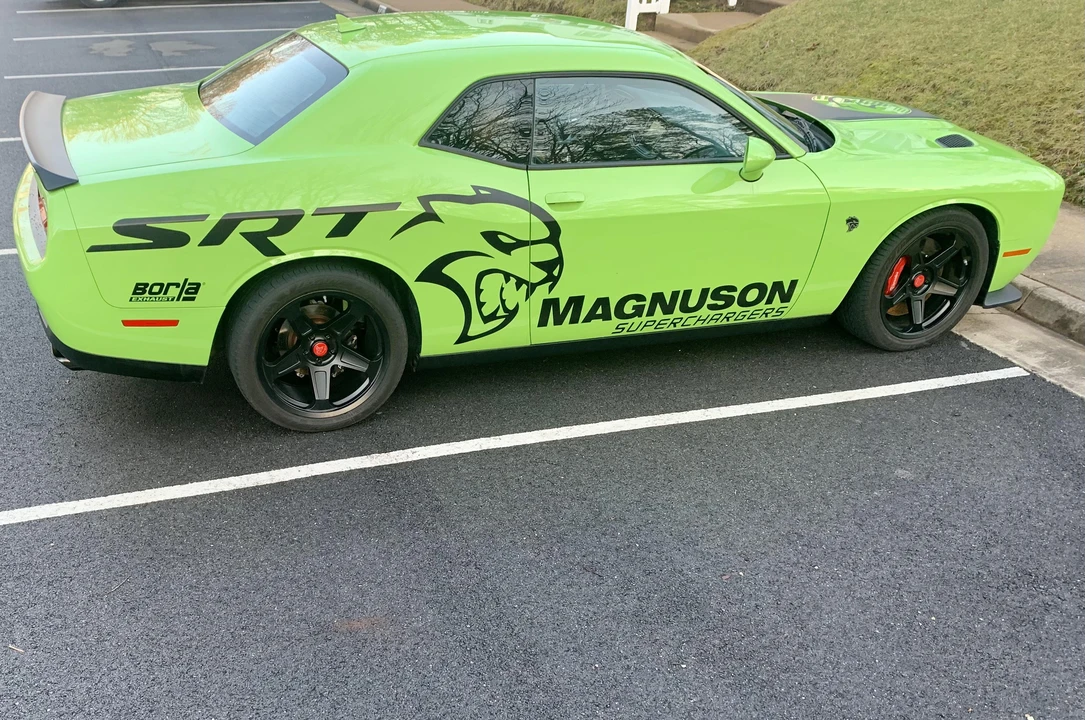 2015 Dodge Challenger SRT Hellcat 3rd Gen - Image 18 of 31