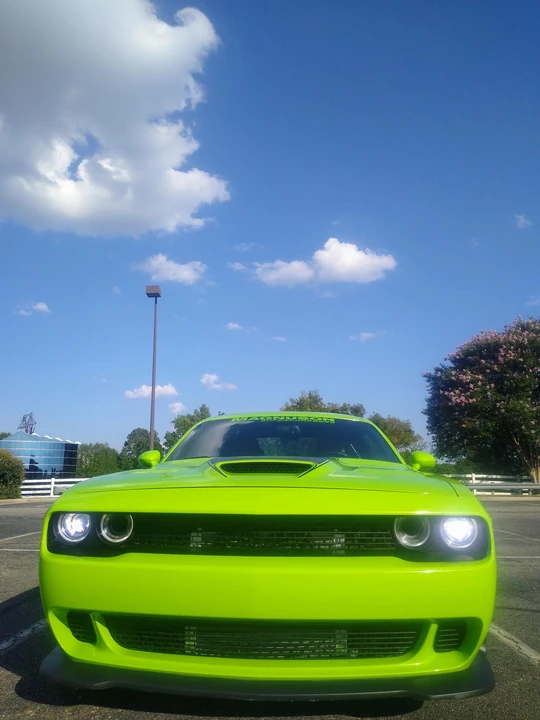 2015 Dodge Challenger SRT Hellcat 3rd Gen - Image 9 of 31