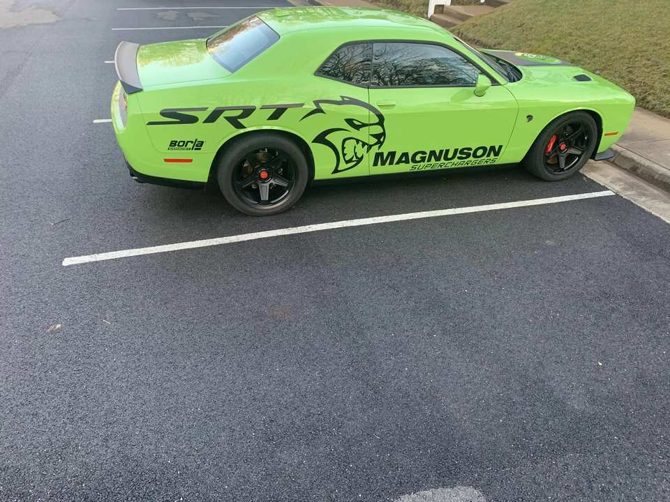 2015 Dodge Challenger SRT Hellcat 3rd Gen - Image 16 of 31