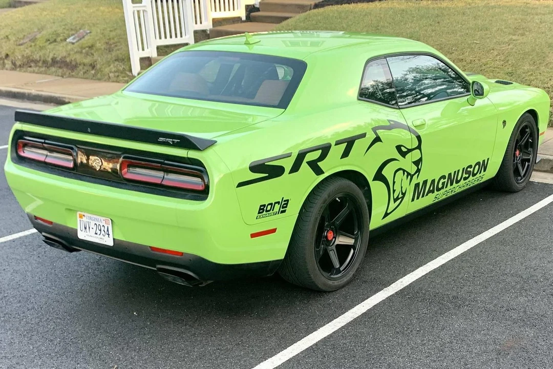 2015 Dodge Challenger SRT Hellcat 3rd Gen - Image 4 of 31
