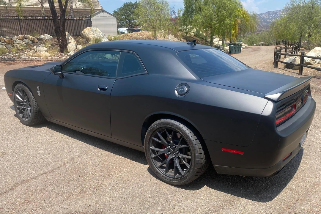 2015 Dodge Challenger SRT Hellcat 3rd Gen - Image 4 of 31