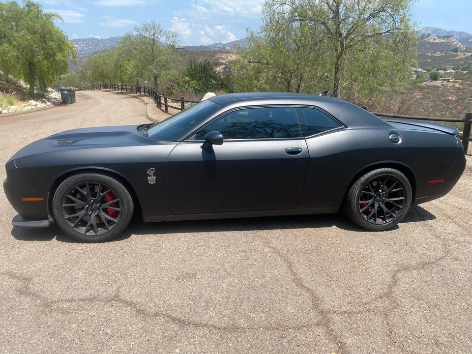 2015 Dodge Challenger SRT Hellcat 3rd Gen - Image 6 of 31