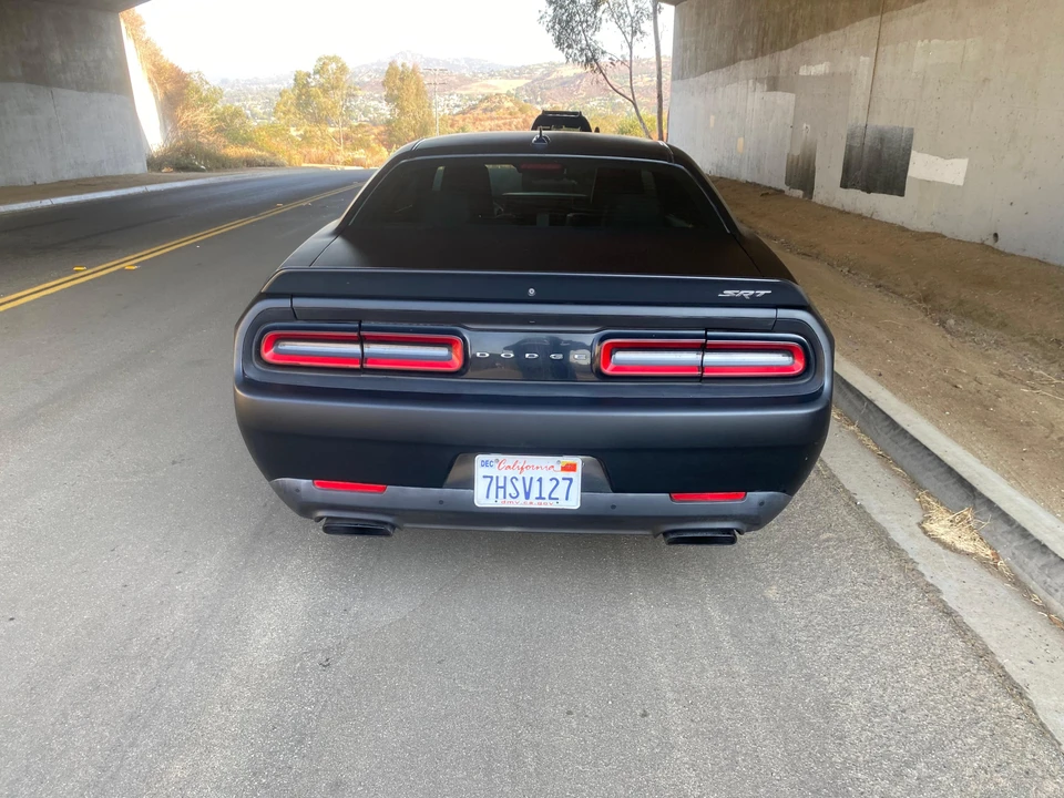 2015 Dodge Challenger SRT Hellcat 3rd Gen - Image 11 of 31