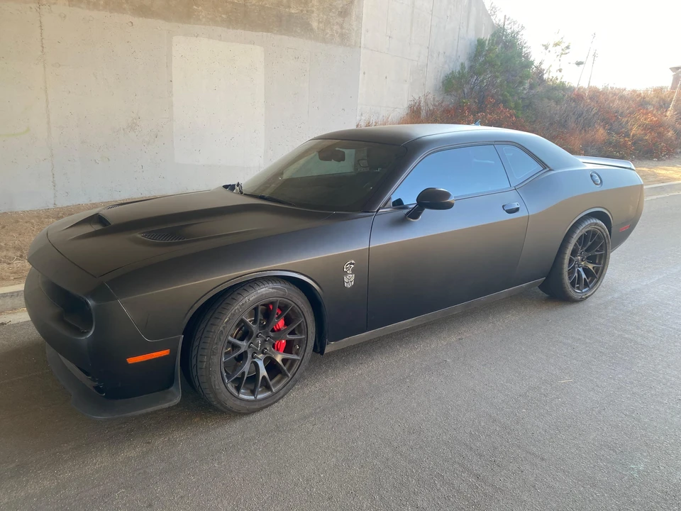 2015 Dodge Challenger SRT Hellcat 3rd Gen - Image 10 of 31