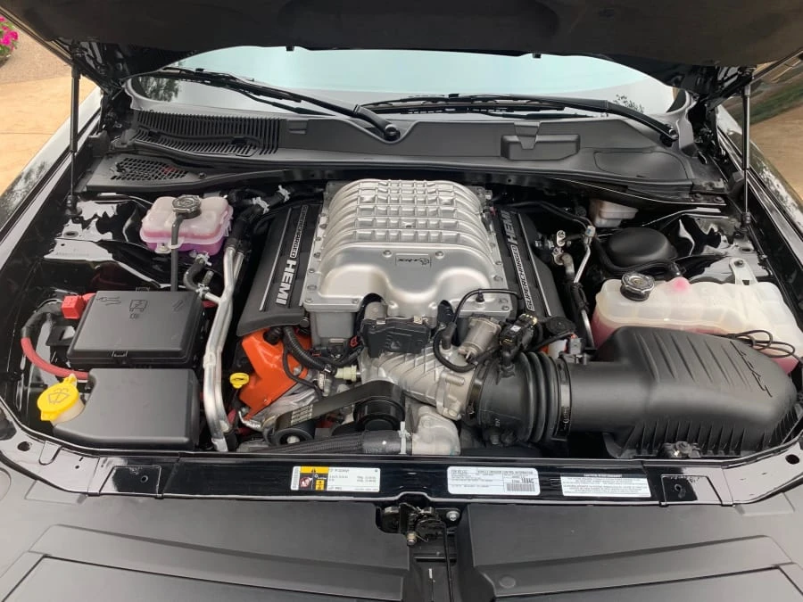 2015 Dodge Challenger SRT Hellcat 3rd Gen - Image 7 of 12