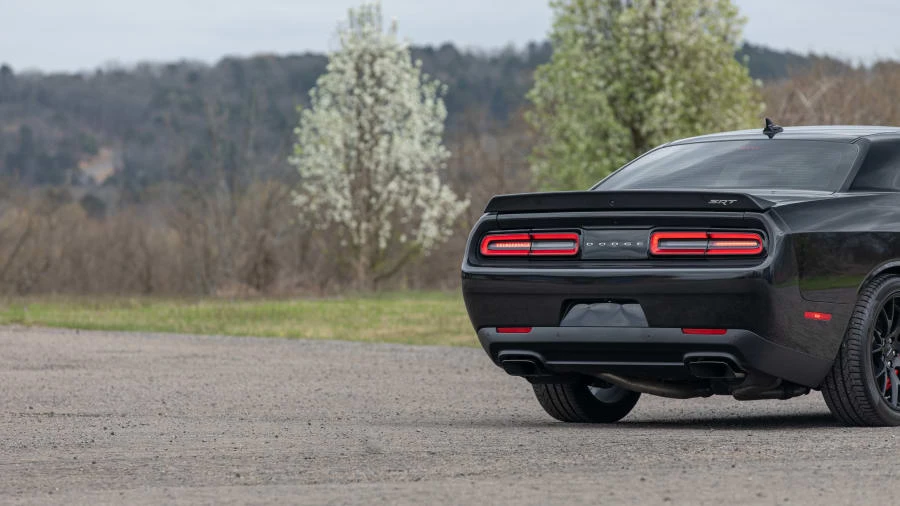 2015 Dodge Challenger SRT Hellcat 3rd Gen - Image 16 of 26