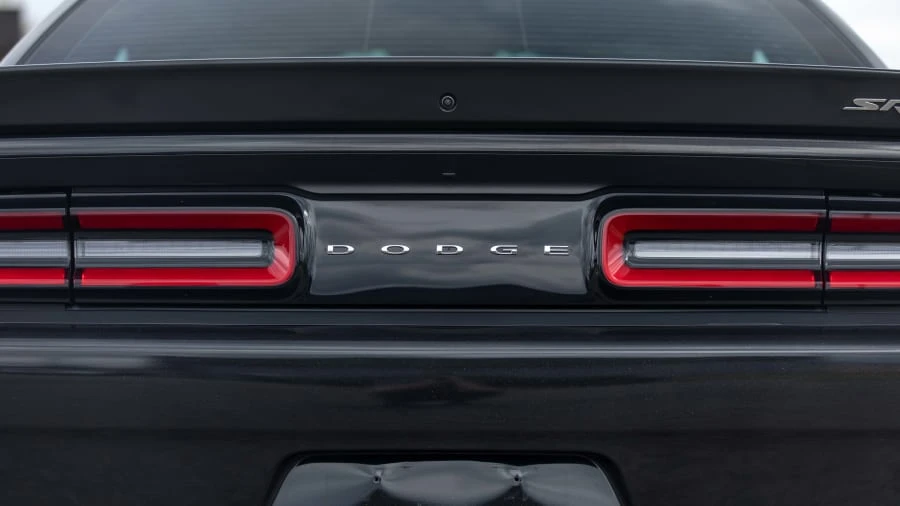 2015 Dodge Challenger SRT Hellcat 3rd Gen - Image 25 of 26