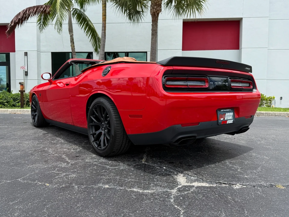 2015 Dodge Challenger SRT Hellcat 3rd Gen - Image 10 of 21
