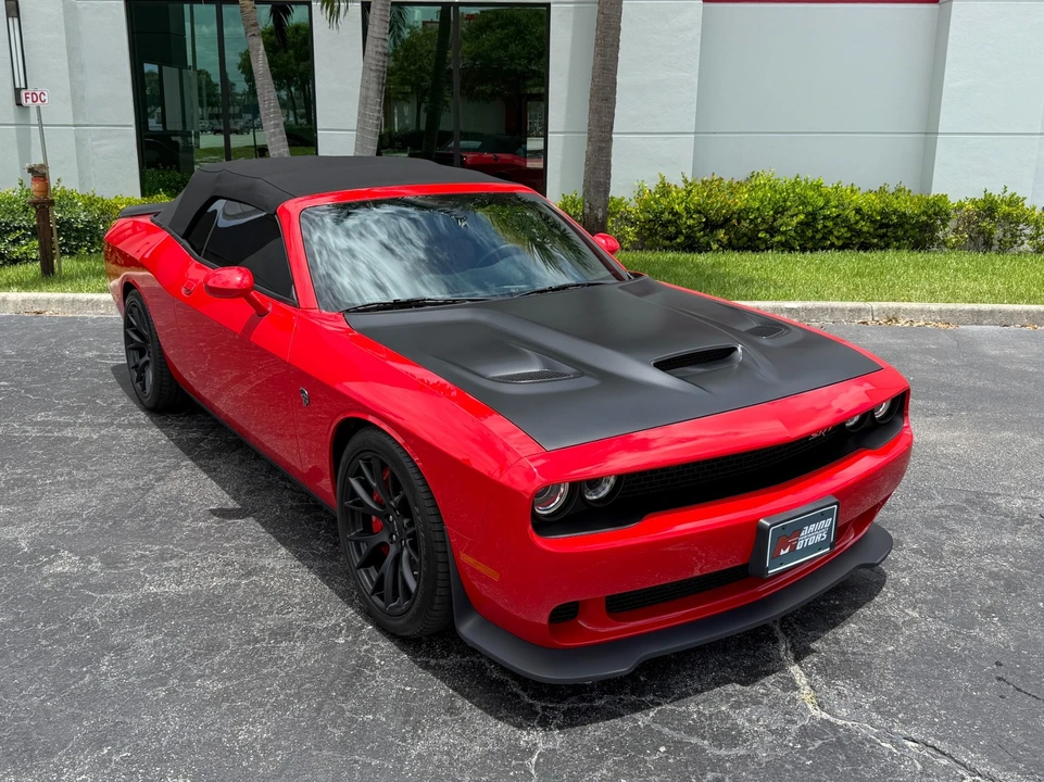 2015 Dodge Challenger SRT Hellcat 3rd Gen - Image 16 of 21