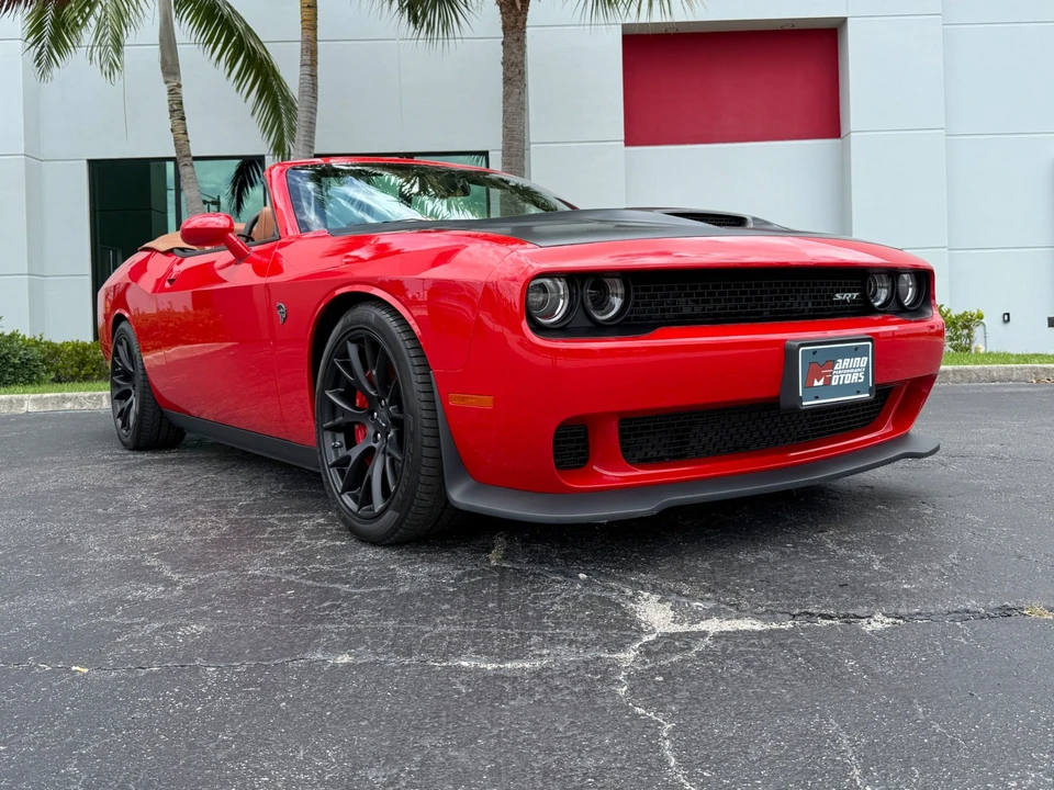 2015 Dodge Challenger SRT Hellcat 3rd Gen - Image 4 of 21
