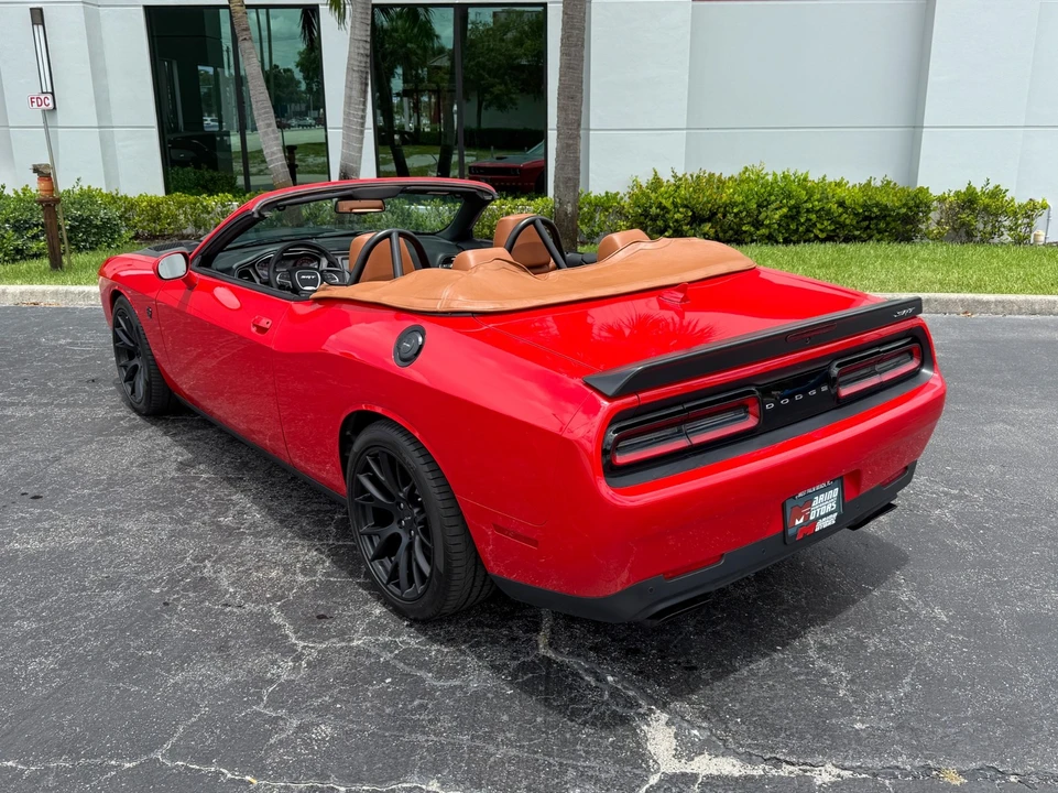 2015 Dodge Challenger SRT Hellcat 3rd Gen - Image 20 of 21