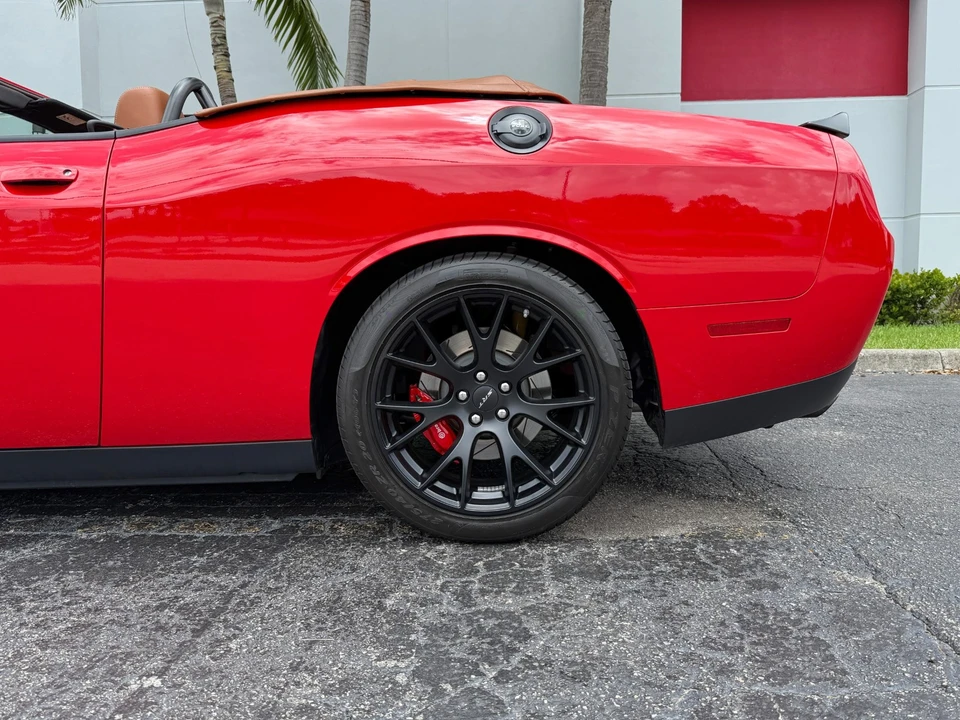 2015 Dodge Challenger SRT Hellcat 3rd Gen - Image 14 of 21