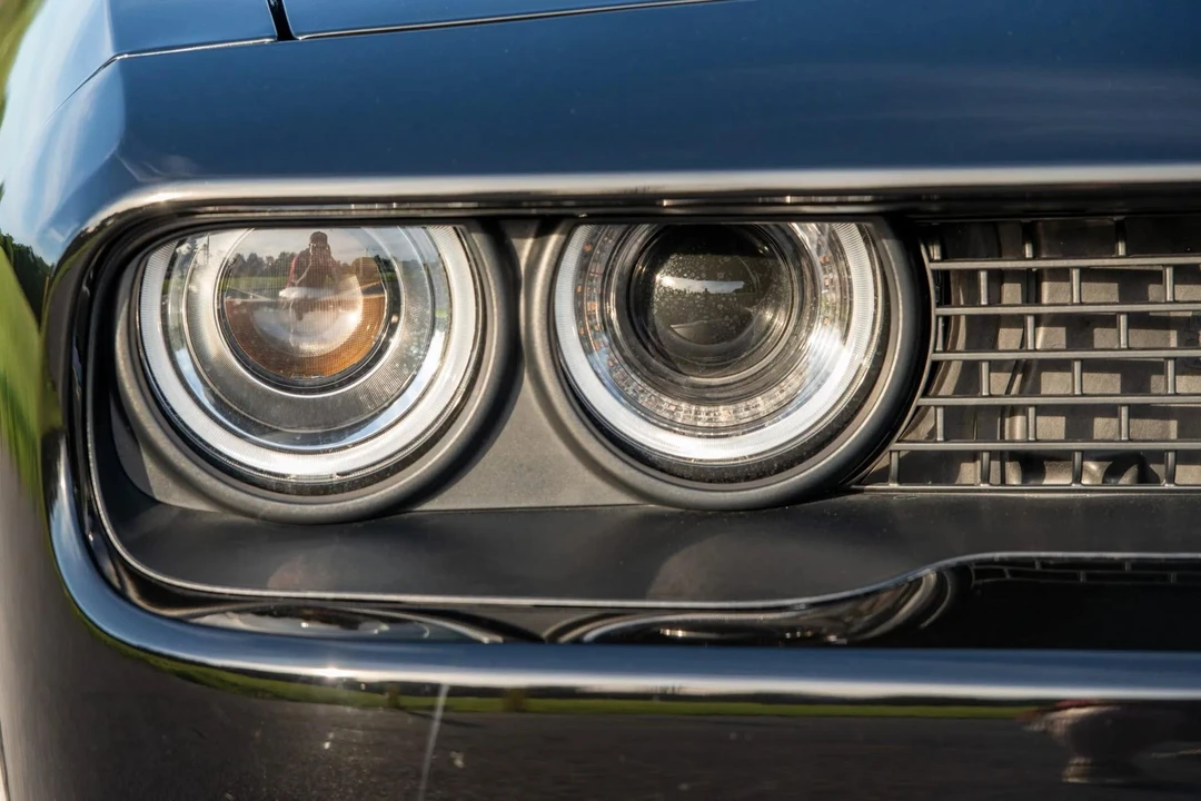 2015 Dodge Challenger SRT Hellcat 3rd Gen - Image 14 of 31
