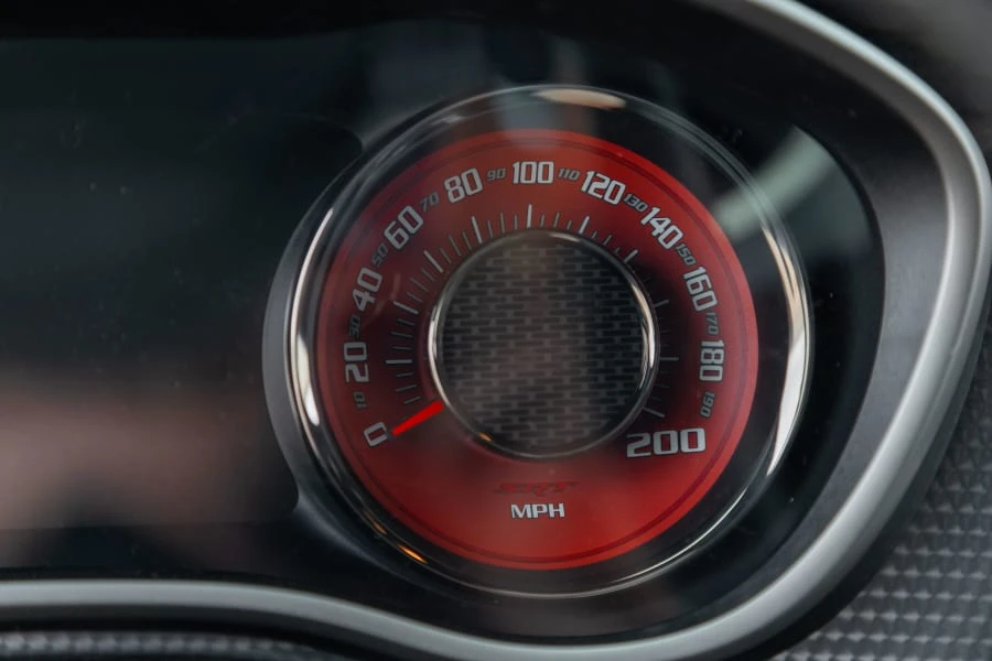 2015 Dodge Challenger SRT Hellcat 3rd Gen - Image 26 of 31