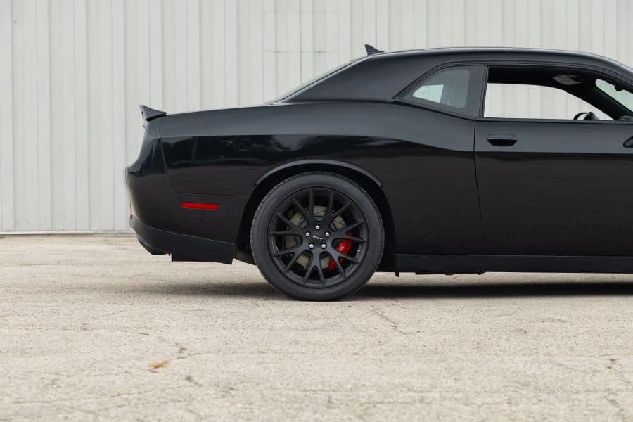 2015 Dodge Challenger SRT Hellcat 3rd Gen - Image 13 of 31