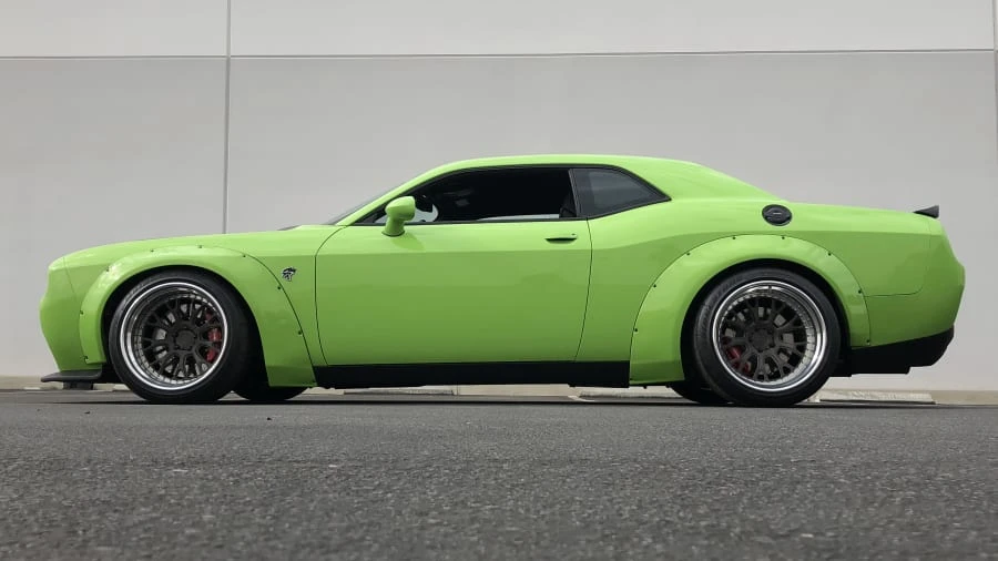 2015 Dodge Challenger SRT Hellcat 3rd Gen - Image 2 of 8