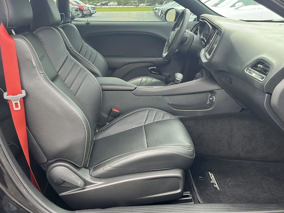 2015 Dodge Challenger SRT Hellcat 3rd Gen - Image 21 of 31