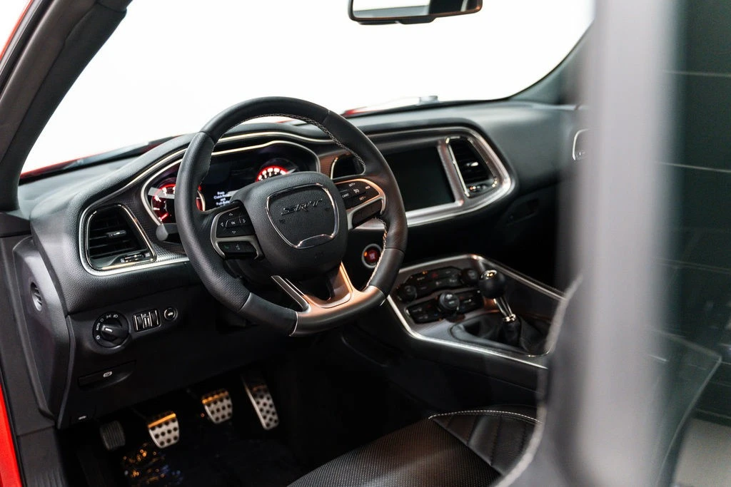 2015 Dodge Challenger SRT Hellcat 3rd Gen - Image 9 of 21