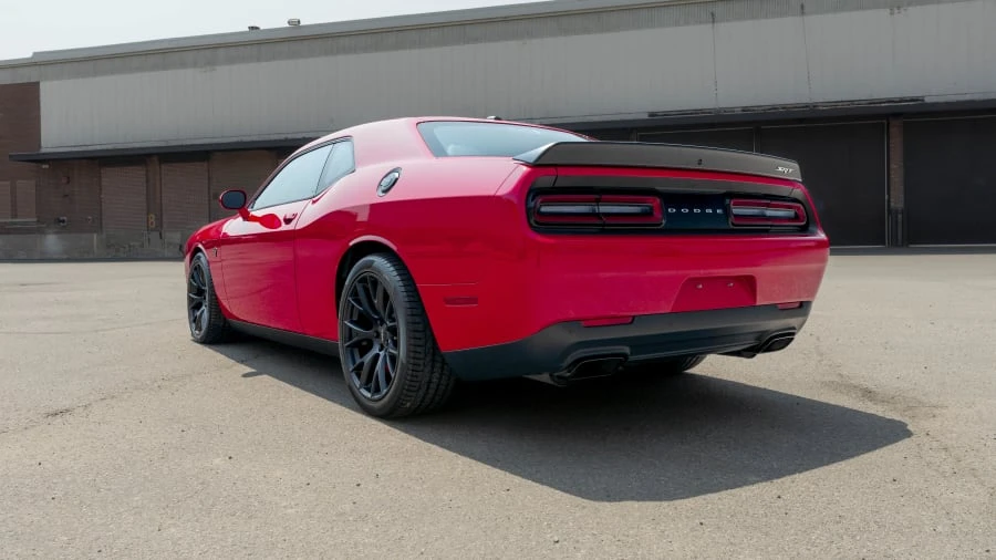 2015 Dodge Challenger SRT Hellcat 3rd Gen - Image 15 of 31