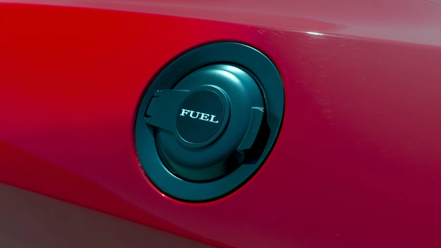 2015 Dodge Challenger SRT Hellcat 3rd Gen - Image 19 of 31