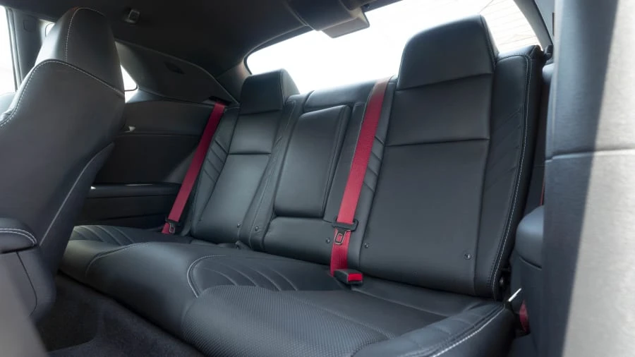 2015 Dodge Challenger SRT Hellcat 3rd Gen - Image 28 of 31