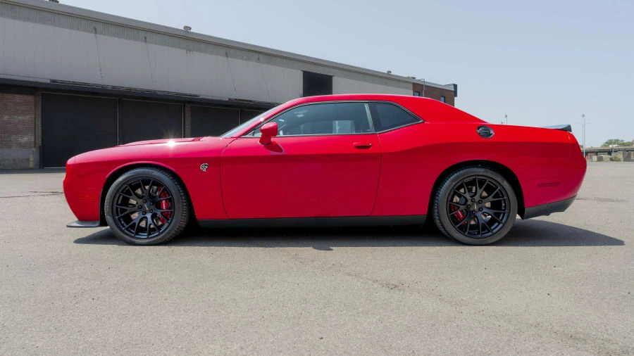 2015 Dodge Challenger SRT Hellcat 3rd Gen - Image 17 of 31