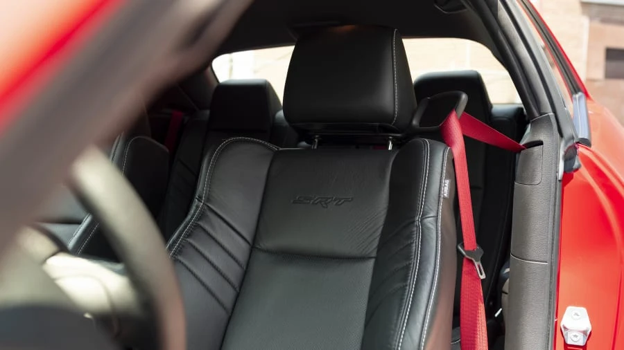2015 Dodge Challenger SRT Hellcat 3rd Gen - Image 25 of 31