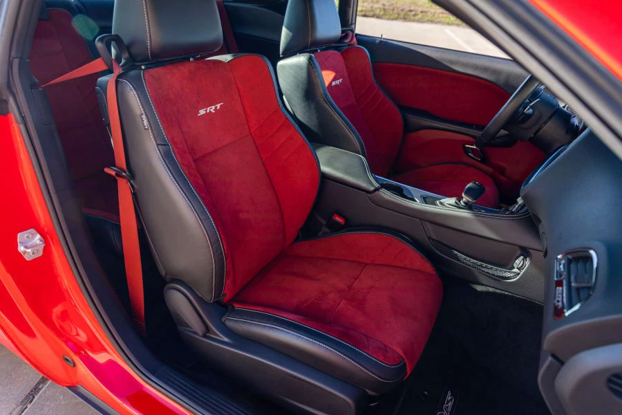 2015 Dodge Challenger SRT Hellcat 3rd Gen - Image 24 of 30