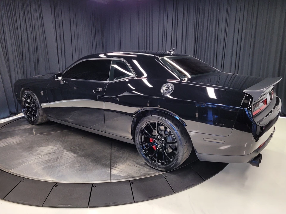 2015 Dodge Challenger SRT Hellcat 3rd Gen - Image 9 of 12