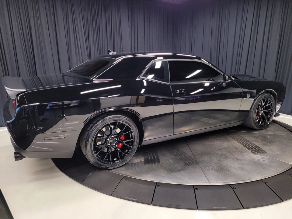 2015 Dodge Challenger SRT Hellcat 3rd Gen - Image 11 of 12