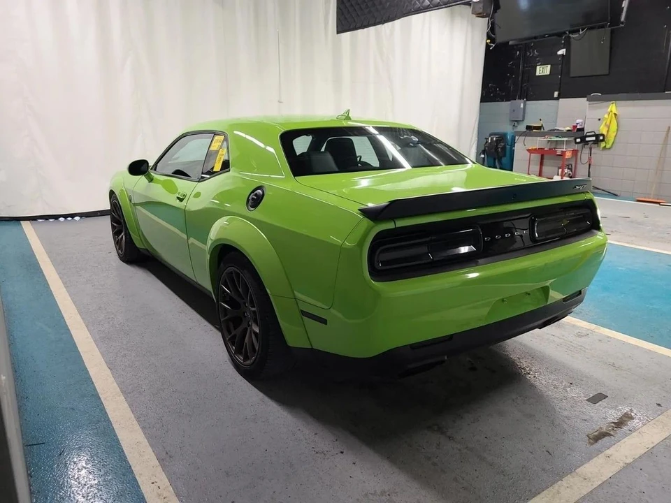 2015 Dodge Challenger SRT Hellcat 3rd Gen - Image 4 of 5