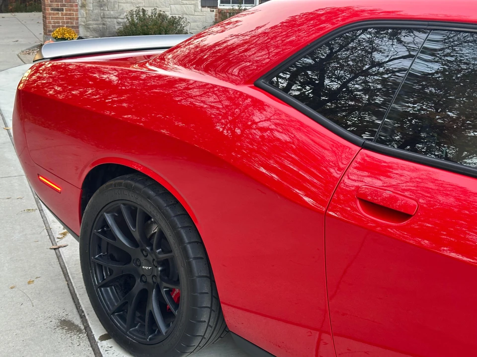 2015 Dodge Challenger SRT Hellcat 3rd Gen - Image 29 of 30