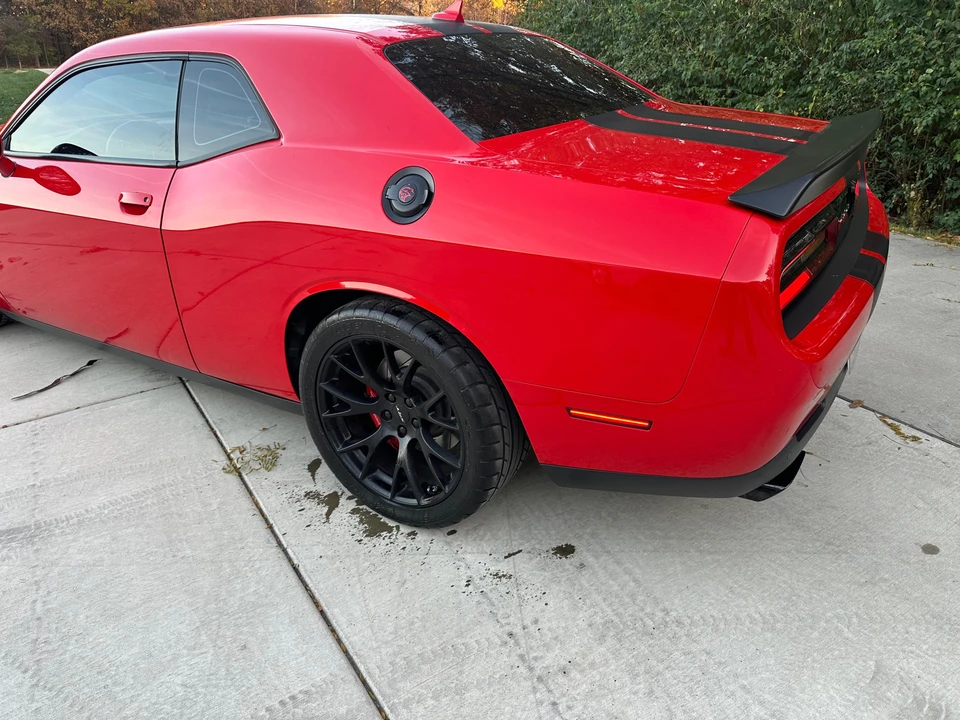 2015 Dodge Challenger SRT Hellcat 3rd Gen - Image 22 of 30