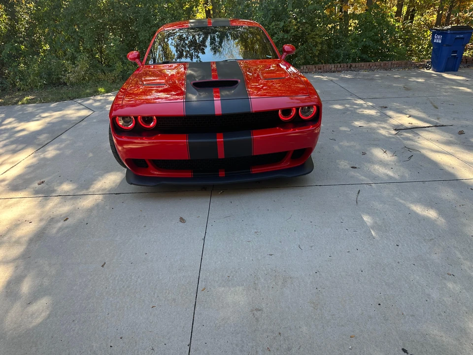 2015 Dodge Challenger SRT Hellcat 3rd Gen - Image 6 of 30