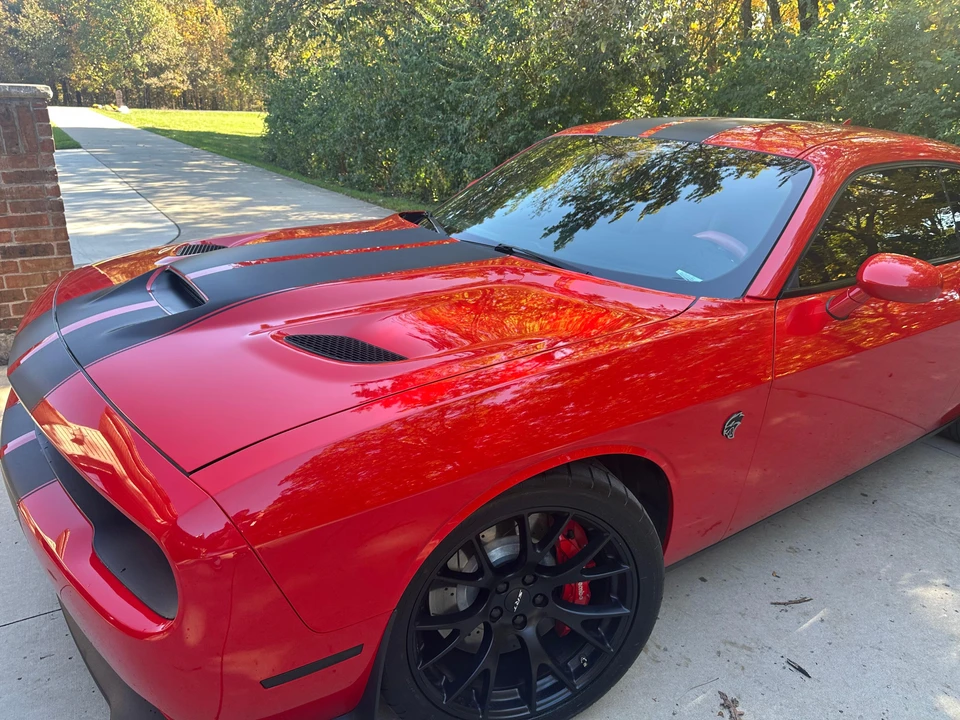 2015 Dodge Challenger SRT Hellcat 3rd Gen - Image 17 of 30