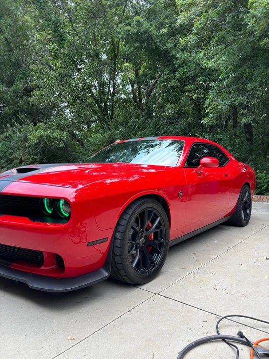 2015 Dodge Challenger SRT Hellcat 3rd Gen - Image 16 of 30