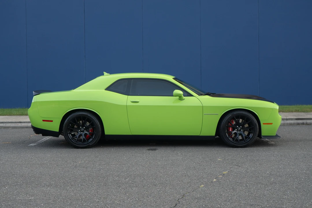 2015 Dodge Challenger SRT Hellcat 3rd Gen - Image 8 of 31