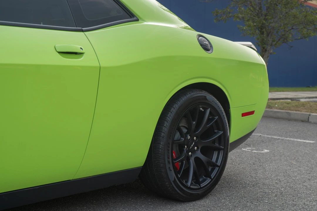 2015 Dodge Challenger SRT Hellcat 3rd Gen - Image 28 of 31