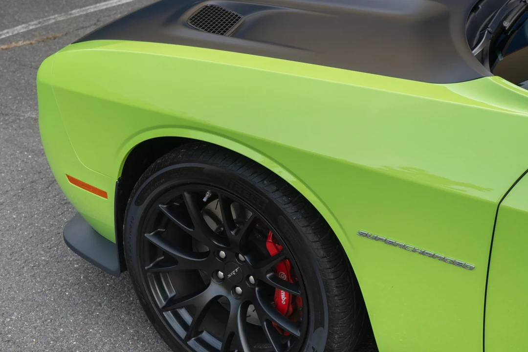 2015 Dodge Challenger SRT Hellcat 3rd Gen - Image 18 of 31