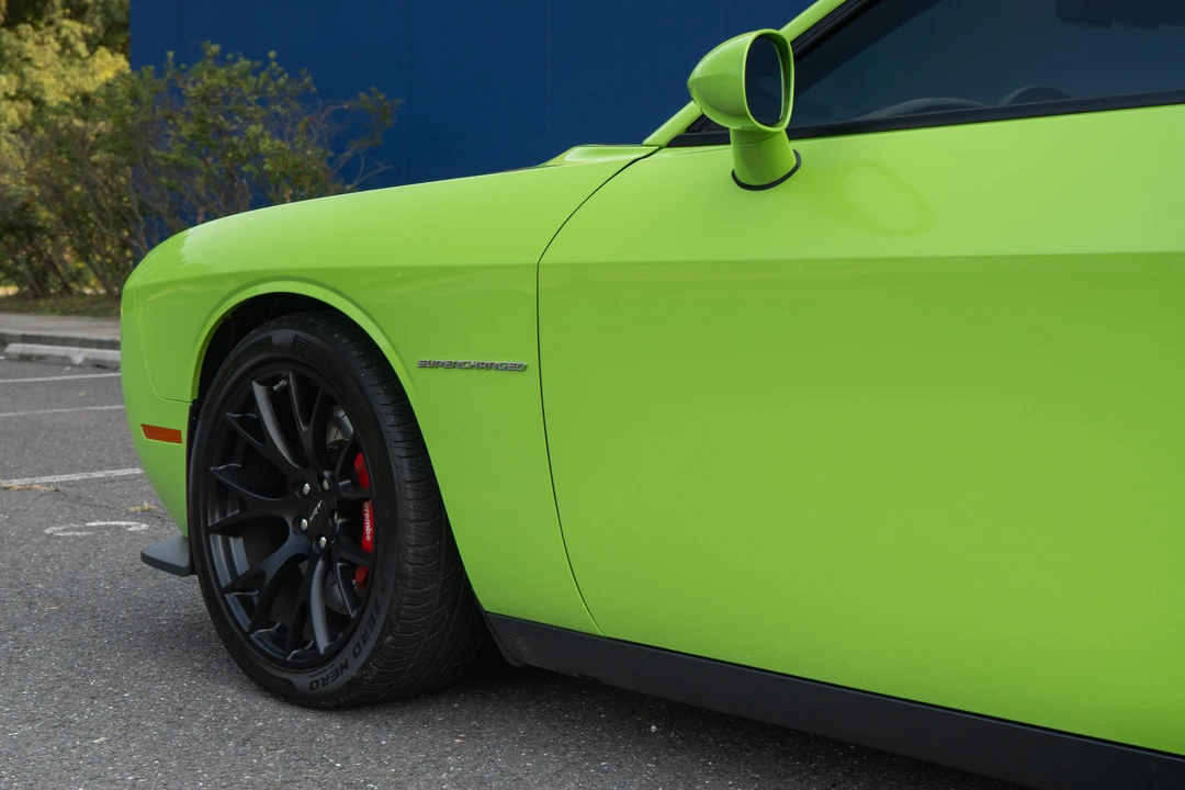 2015 Dodge Challenger SRT Hellcat 3rd Gen - Image 25 of 31