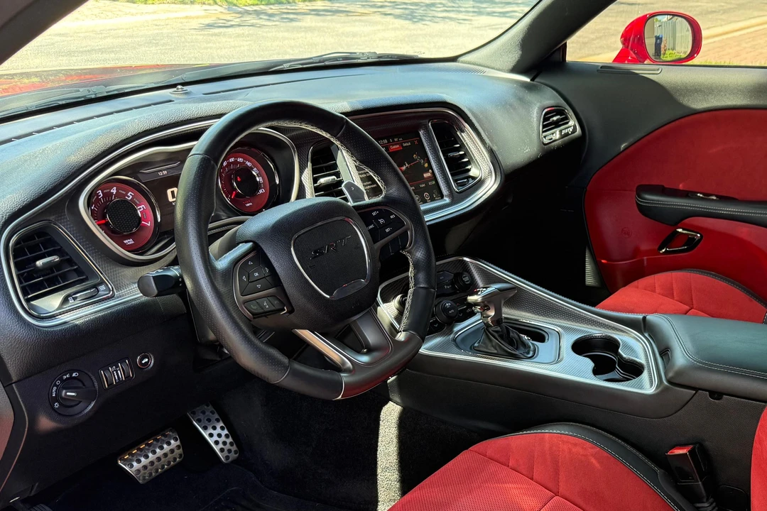 2015 Dodge Challenger SRT Hellcat 3rd Gen - Image 13 of 31