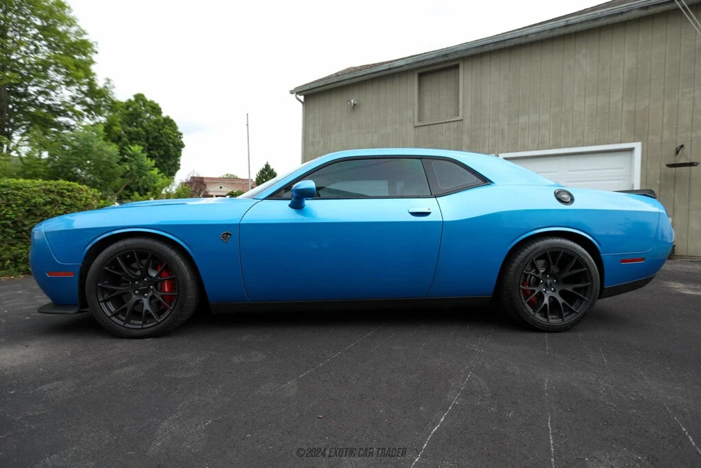2015 Dodge Challenger SRT Hellcat 3rd Gen - Image 3 of 12