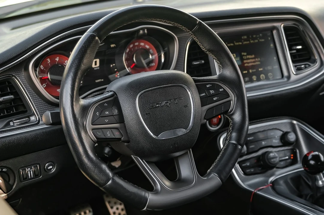 2015 Dodge Challenger SRT Hellcat 3rd Gen - Image 13 of 21