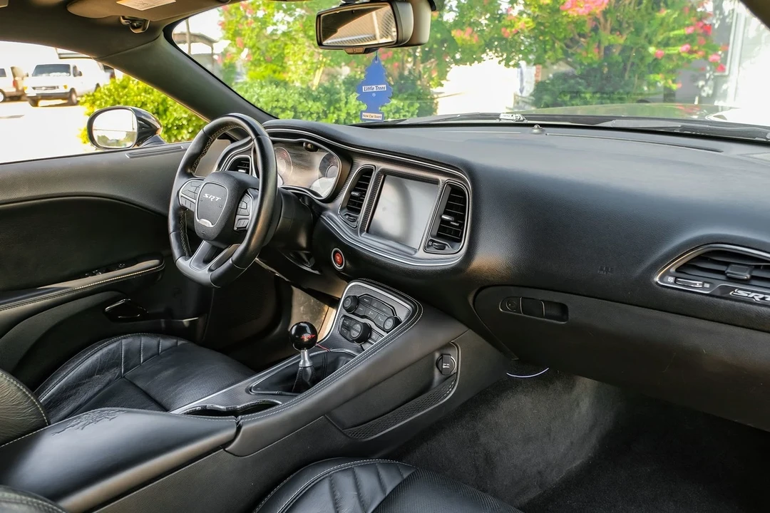 2015 Dodge Challenger SRT Hellcat 3rd Gen - Image 11 of 21