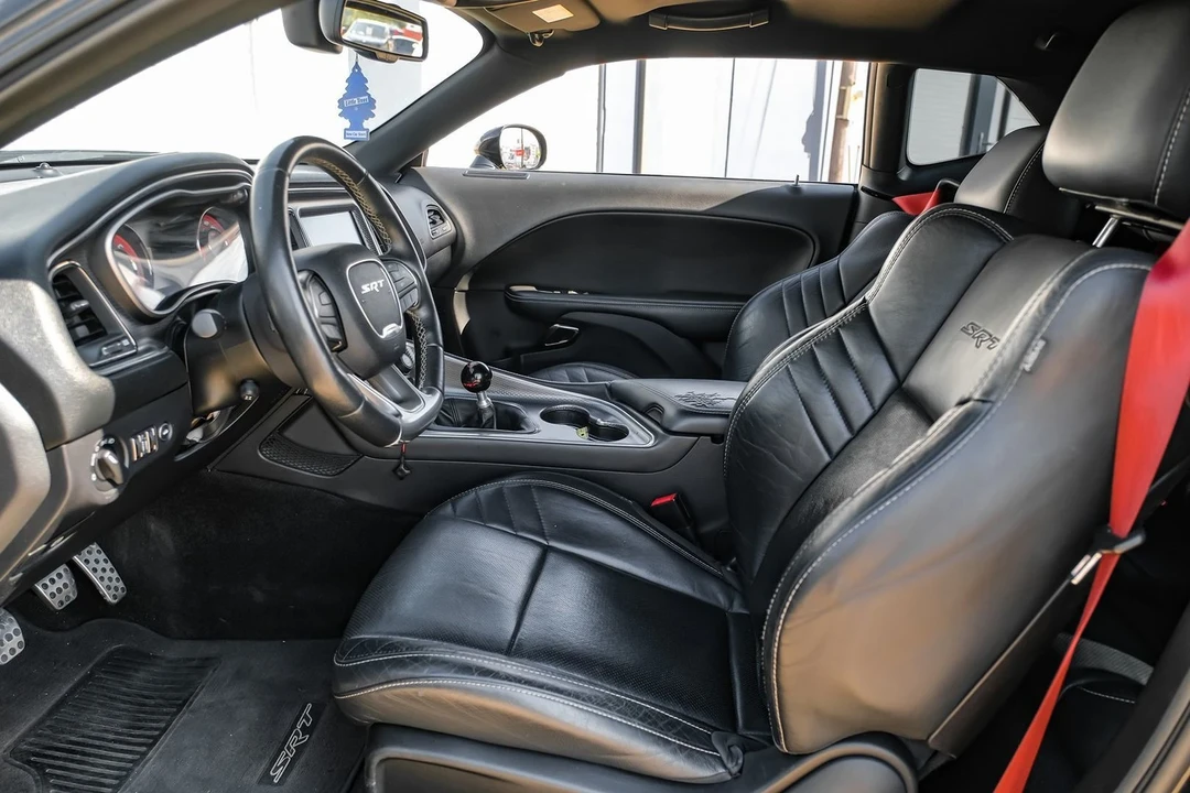 2015 Dodge Challenger SRT Hellcat 3rd Gen - Image 5 of 21