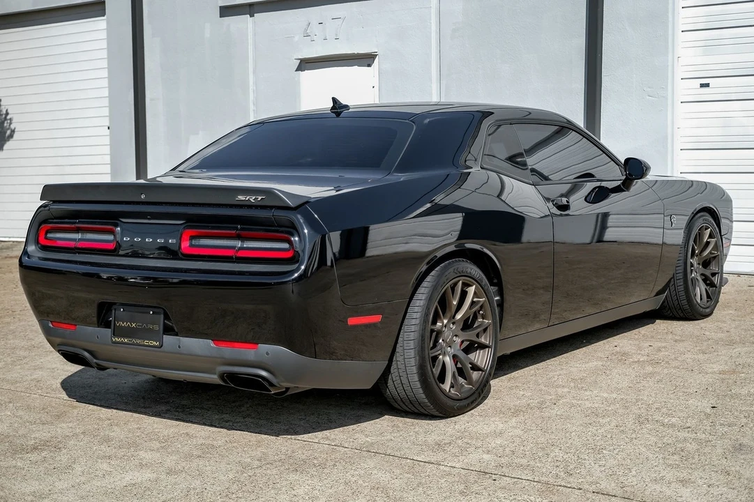 2015 Dodge Challenger SRT Hellcat 3rd Gen - Image 8 of 21