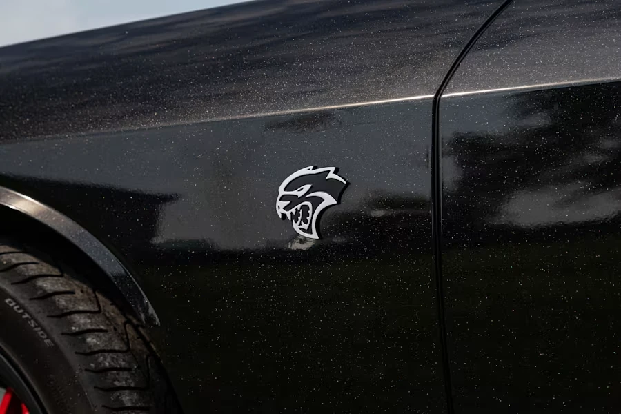 2015 Dodge Challenger SRT Hellcat 3rd Gen - Image 16 of 31